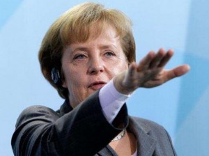 Angela-Merkel-sieg heil - 300x224